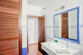 Family Villa With Pool