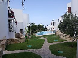 Splendid Holiday Home With Swimming Pool
