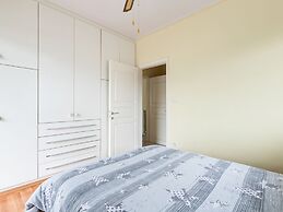 Apartment in Piraeus Near Monastiraki Square
