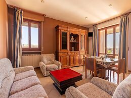 Serene Lakeview Apartment