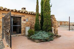 Cozy Fraga Country Escape