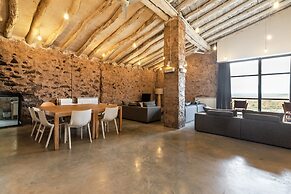 Cozy Fraga Country Escape