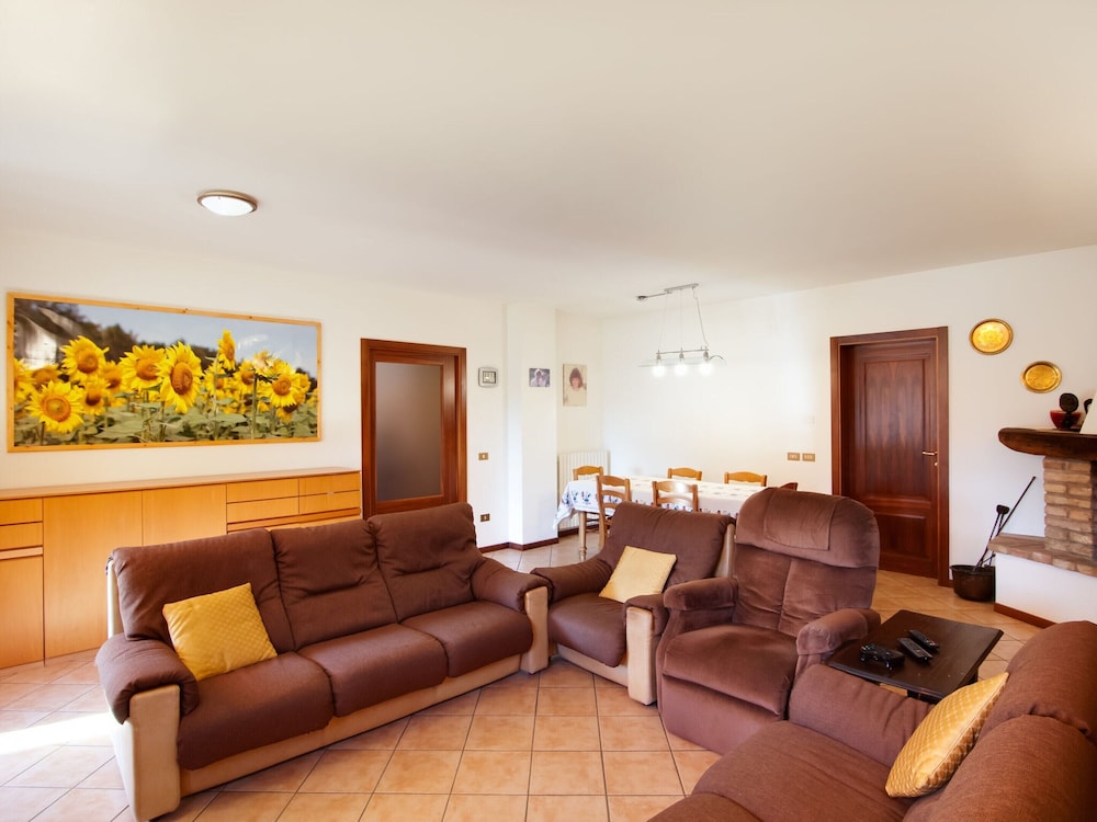 Villa in Marche With Private Pool
