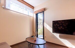 Villa Hakone Stage