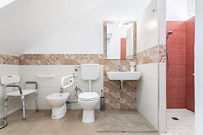 Holiday Home in Scicli near Forest