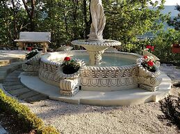 Villa in Tagliacozzo With Pool and Nature