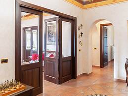 Villa in Tagliacozzo With Pool and Nature