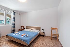 Homely Apartment in Vir With Balcony