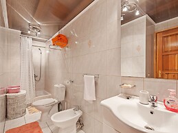 Joyful Apartment in Polača with Swimming Pool