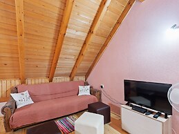 Joyful Apartment in Polača with Swimming Pool