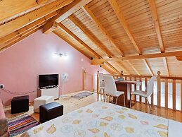 Joyful Apartment in Polača with Swimming Pool