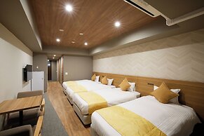 TAKUTO HOTEL Shinsaibashi