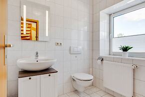 Spacious Family Haven in Kropelin