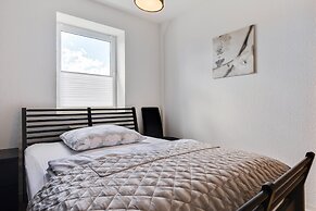 Spacious Family Haven in Kropelin
