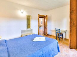 Elegant Villa With Spa in Sorano