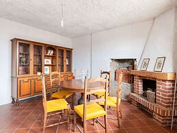 Belvilla by OYO Casa Rina
