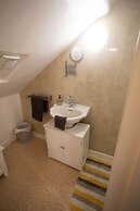 Sandgate 2-bed Apartment in Ayr Central Location