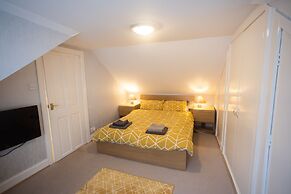 Sandgate 2-bed Apartment in Ayr Central Location