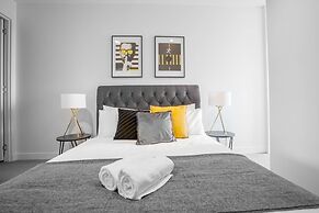 Elegant 2br@footscray Station