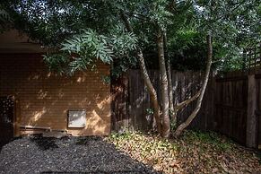 Sweethome2br@highton+parking