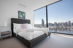 Central Melbourne 2br2bt APT on Collins St+parking