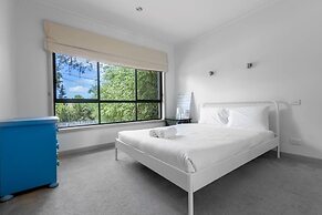 Spacious 3bedrooms big House@mitcham