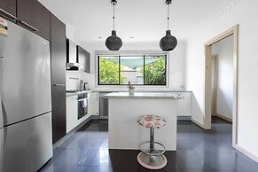 Spacious 3bedrooms big House@mitcham