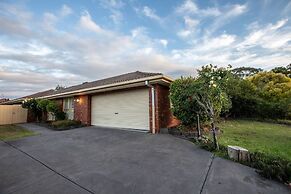 Quiet & Peaceful 3bed2bath Home @keilor Downs