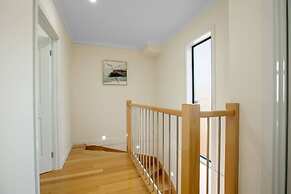 Impressive & Spacious new Townhouse@preston