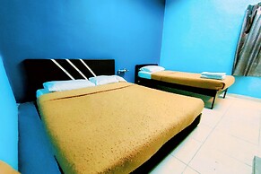 Q Hotel