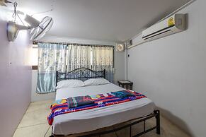 7 Holder Guesthouse