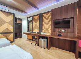 Thalang Resort