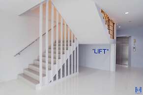 Manonta Budget Hotel