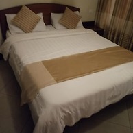 Skyline Hotel & Suites