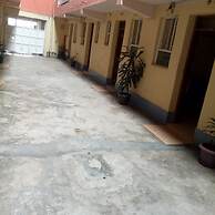 Travellers Guest House - Adults Only