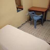 Travellers Guest House - Adults Only