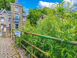 Charming Villa in Harze