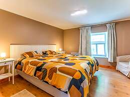 Charming Villa in Harze