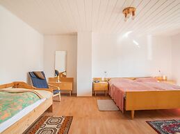 Countryside Stay in Meisdorf
