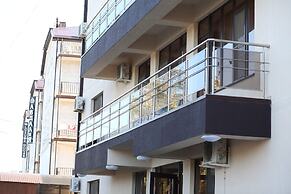 Hotel Luna