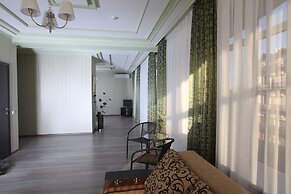Hotel Luna