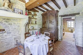 Farmhouse in Talon With Scenic Views