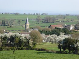Farmhouse in Talon With Scenic Views