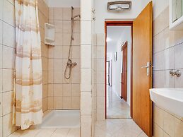Secluded Apartment in Poreč with Garden