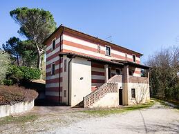 Mansion in Citerna With Pool & Garden
