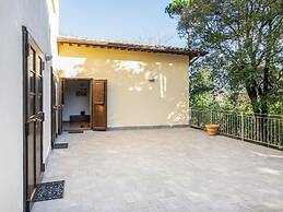 Mansion in Citerna With Pool & Garden