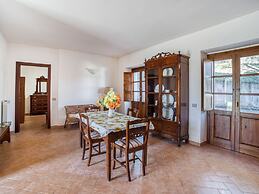 Mansion in Citerna With Pool & Garden