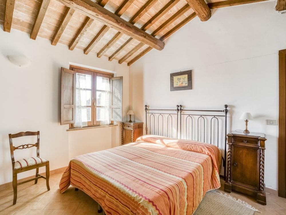 Apartment Near Donatello Sculpture