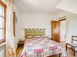 Apartment Near Donatello Sculpture