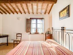 Apartment Near Donatello Sculpture